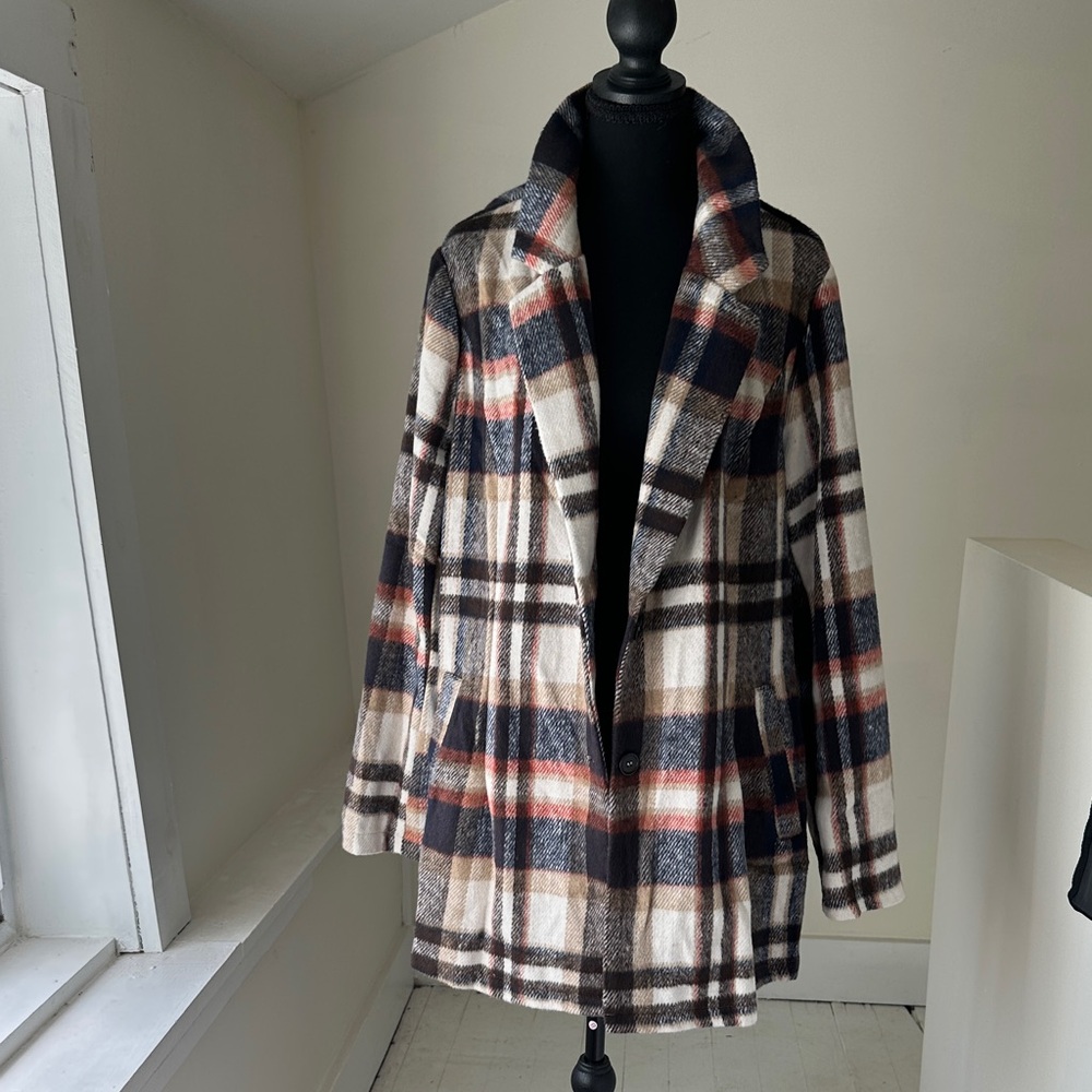 Plaid light weight Shacket/Coat - Beige, Navy & Rust